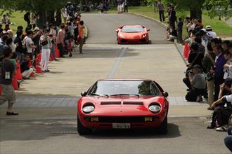 ▼負けじとフェラーリうまもんチーム！こちらも先着で小学生の同乗サービス！