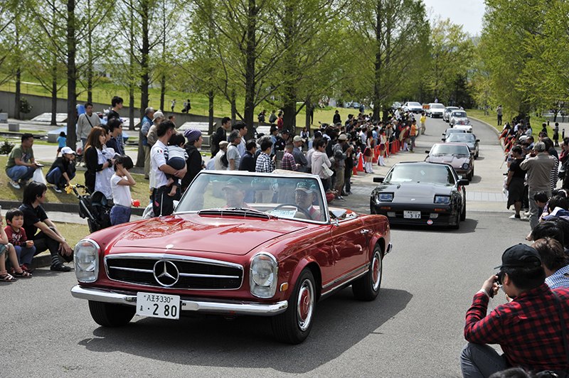 ▼トヨタ2000GT#33、フォードGT40をはじめ今年も多彩な車両に走行いただきました。