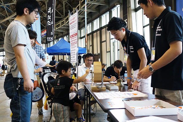 ▼Gulfグッズが当たるアンケート抽選会は大盛況！