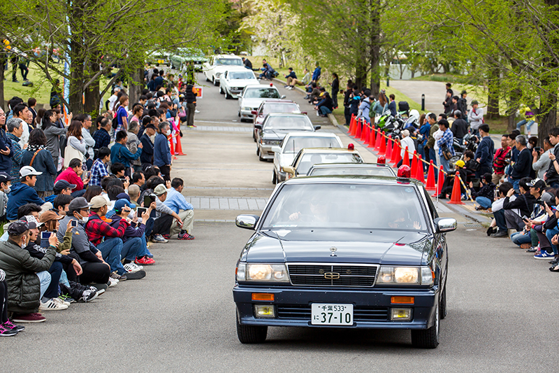 ▼今年もやってきました！ナイトライダーの「ナイト2000」軍団＆劇車軍団！