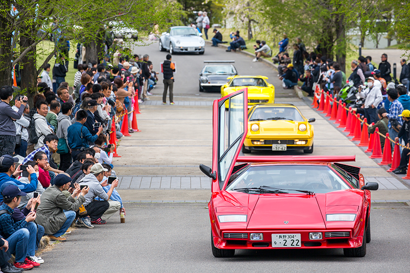 ▼スーパーカーから、軽トラまで、今年も多彩な車両にパレード走行していただきました。