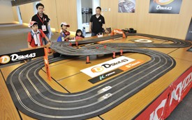 新製品スロットカーイベント 